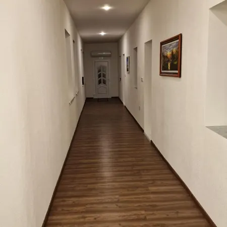 아파트호텔 Casanova Es Wellness Bacsbokod